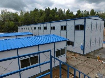 一層門(mén)面二層住房設(shè)計(jì)圖（二層住房設(shè)計(jì)圖提供了哪些類型的房間是否能滿足不同家庭成員需求）