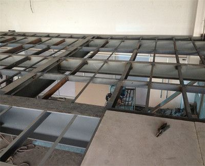 著名玻璃幕墻建筑（北京國家大劇院采用了哪些獨(dú)特的玻璃幕墻設(shè)計(jì)技術(shù)？） 北京鋼結(jié)構(gòu)設(shè)計(jì)問答