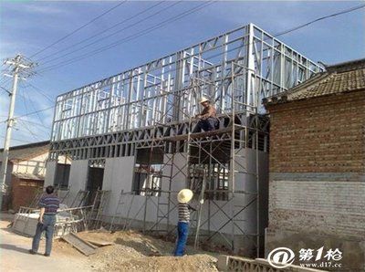 農(nóng)村鋼結(jié)構(gòu)自建房搭建視頻（農(nóng)村鋼結(jié)構(gòu)自建房搭建視頻展示，兩層樓房僅需三天即可完工）