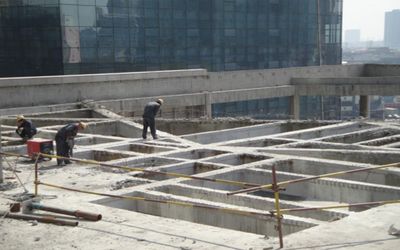 鋼結構房屋拆除施工費用(鋼結構廠房拆除流程鋼結構拆除安全注意事項) 鋼結構玻璃棧道設計 第4張 鋼結構房屋拆除施工費用(鋼結構廠房拆除流程鋼結構拆除安全注意事項) 鋼結構玻璃棧道設計 第4張