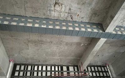 鋼板加固多少錢一平米（鋼板加固多少錢一平方米） 鋼結(jié)構(gòu)跳臺(tái)施工 第1張