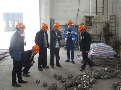 鋼結構加工廠考察報告(鋼結構加工廠考察) 鋼結構玻璃棧道施工 第1張 鋼結構加工廠考察報告(鋼結構加工廠考察) 鋼結構玻璃棧道施工 第1張