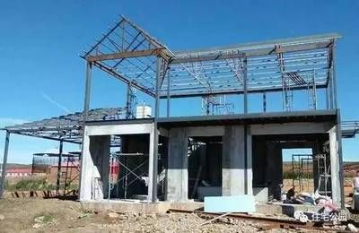 鋼結(jié)構(gòu)房屋搭建過程(鋼結(jié)構(gòu)房屋搭建過程:鋼結(jié)構(gòu)房屋設(shè)計(jì)要點(diǎn)鋼結(jié)構(gòu)材料選擇指南) 鋼結(jié)構(gòu)蹦極施工 第1張 鋼結(jié)構(gòu)房屋搭建過程(鋼結(jié)構(gòu)房屋搭建過程:鋼結(jié)構(gòu)房屋設(shè)計(jì)要點(diǎn)鋼結(jié)構(gòu)材料選擇指南) 鋼結(jié)構(gòu)蹦極施工 第1張