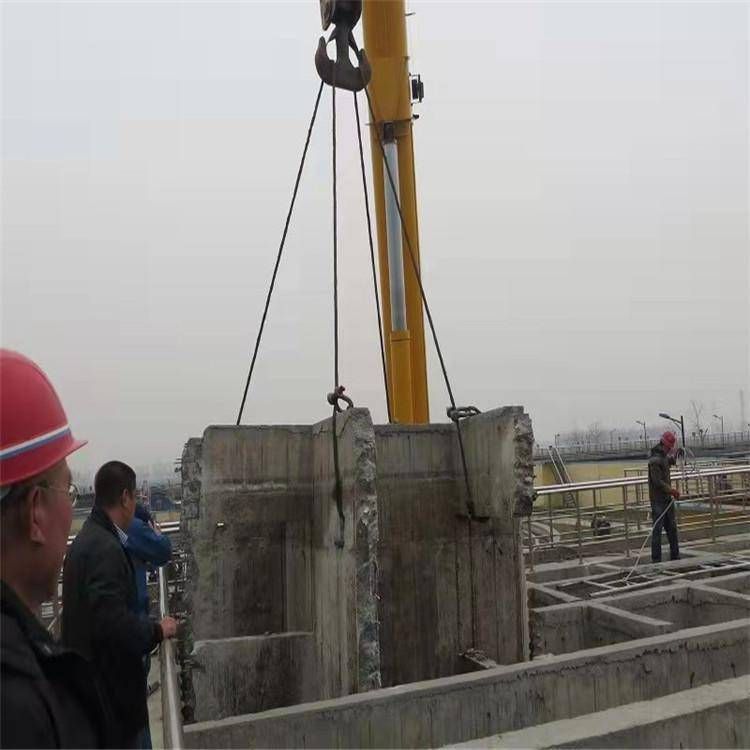 北京樓房加固公司北京東興永盛技術工程公司(北京東興永盛工程技術有限公司) 鋼結構鋼結構螺旋樓梯設計 第4張 北京樓房加固公司北京東興永盛技術工程公司(北京東興永盛工程技術有限公司) 鋼結構鋼結構螺旋樓梯設計 第4張