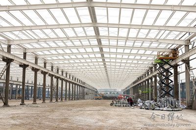 鋼結(jié)構(gòu)屋頂蓋瓦包工包(鋼結(jié)構(gòu)屋頂蓋瓦包工包料價格) 鋼結(jié)構(gòu)異形設(shè)計 第3張 鋼結(jié)構(gòu)屋頂蓋瓦包工包(鋼結(jié)構(gòu)屋頂蓋瓦包工包料價格) 鋼結(jié)構(gòu)異形設(shè)計 第3張