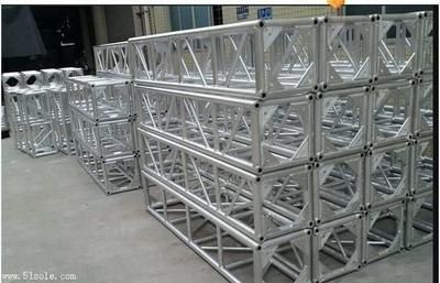 桁架租賃價格標準(桁架租賃價格在45元至80元至80元不等) 建筑方案施工 第1張 桁架租賃價格標準(桁架租賃價格在45元至80元至80元不等) 建筑方案施工 第1張