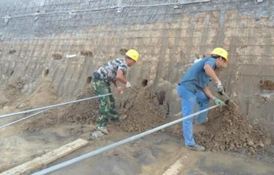 地基下沉加固的施工方案(地基下沉加固施工方案) 鋼結構玻璃棧道施工 第3張 地基下沉加固的施工方案(地基下沉加固施工方案) 鋼結構玻璃棧道施工 第3張