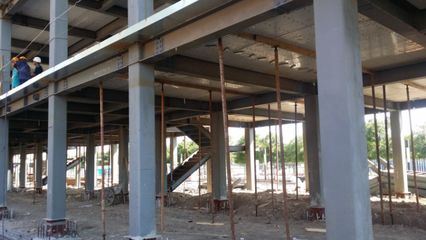 鋼結構廠房施工方案設計(鋼結構廠房施工方案) 裝飾幕墻施工 第2張 鋼結構廠房施工方案設計(鋼結構廠房施工方案) 裝飾幕墻施工 第2張