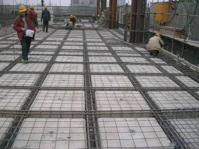 鋼結構搭建樓板厚度（鋼結構搭建樓板厚度對成本影響，鋼結構搭建樓板厚度） 結構污水處理池施工 第3張