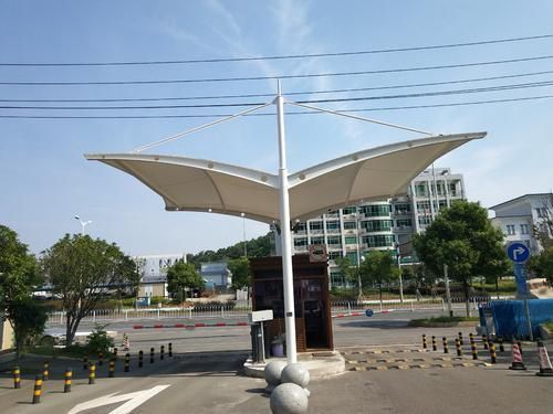 鋼結構停車棚圖片大全(2018鋼結構停車棚圖片大全) 結構砌體設計 第2張 鋼結構停車棚圖片大全(2018鋼結構停車棚圖片大全) 結構砌體設計 第2張