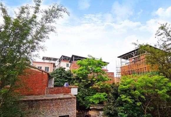 屋頂安裝光伏發電（光伏發電系統維護技巧） 結構機械鋼結構設計 第2張