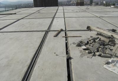 屋面板加固裝置(屋面板抗風加固技術原理) 建筑施工圖設計 第3張 屋面板加固裝置(屋面板抗風加固技術原理) 建筑施工圖設計 第3張