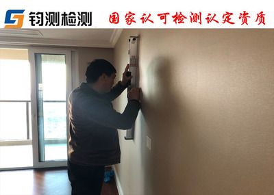 旋轉樓梯下面的空間怎么設計好看一點（旋轉樓梯下面的空間應該如何設計才能既實用又實用）