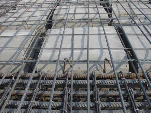 空心樓板的作用有哪些呢(空心樓板在現(xiàn)代建筑中具有多重作用) 結(jié)構(gòu)砌體設(shè)計 第1張 空心樓板的作用有哪些呢(空心樓板在現(xiàn)代建筑中具有多重作用) 結(jié)構(gòu)砌體設(shè)計 第1張
