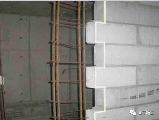 砌體墻上的鋼筋叫什么(砌體墻鋼筋的作用原理) 建筑方案施工 第3張 砌體墻上的鋼筋叫什么(砌體墻鋼筋的作用原理) 建筑方案施工 第3張