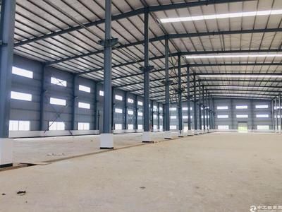 園林綠化施工技術(shù)規(guī)范（園林綠化施工中，如何確保植物種植的準(zhǔn)確性和均勻性？）