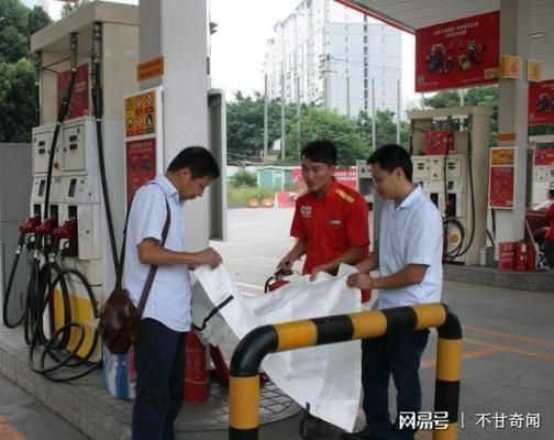 加油站頂棚高度標準是多少 結(jié)構工業(yè)鋼結(jié)構設計 第2張 加油站頂棚高度標準是多少 結(jié)構工業(yè)鋼結(jié)構設計 第2張