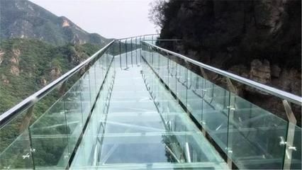 鋼結構玻璃棧道施工方案(鋼結構玻璃棧道施工方案的詳細解讀) 結構機械鋼結構設計 第5張 鋼結構玻璃棧道施工方案(鋼結構玻璃棧道施工方案的詳細解讀) 結構機械鋼結構設計 第5張