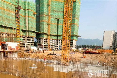 北京蓋別墅西側不能留窗戶嗎 鋼結構玻璃棧道施工 第5張 北京蓋別墅西側不能留窗戶嗎 鋼結構玻璃棧道施工 第5張