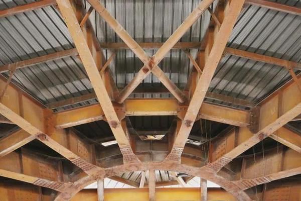 鋼結構玻璃建筑造型藝術館(密爾沃基市藝術館(milwaukeeartmuseum)案例和特點) 鋼結構有限元分析設計 第3張 鋼結構玻璃建筑造型藝術館(密爾沃基市藝術館(milwaukeeartmuseum)案例和特點) 鋼結構有限元分析設計 第3張