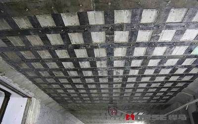 粘鋼加固梁照片高清(粘鋼加固梁施工流程) 鋼結構玻璃棧道設計 第4張 粘鋼加固梁照片高清(粘鋼加固梁施工流程) 鋼結構玻璃棧道設計 第4張