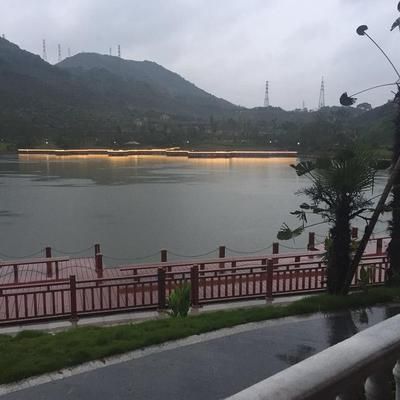 羽毛球館設(shè)計(jì)方案怎么寫好呢（羽毛球館設(shè)計(jì)需要考慮哪些因素,） 北京鋼結(jié)構(gòu)設(shè)計(jì)問答