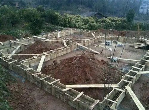 多層磚砌體房屋圈梁的截面高度不應小于（圈梁在抗震中的作用分析，圈梁設計的最新規范解讀） 結構砌體設計 第2張