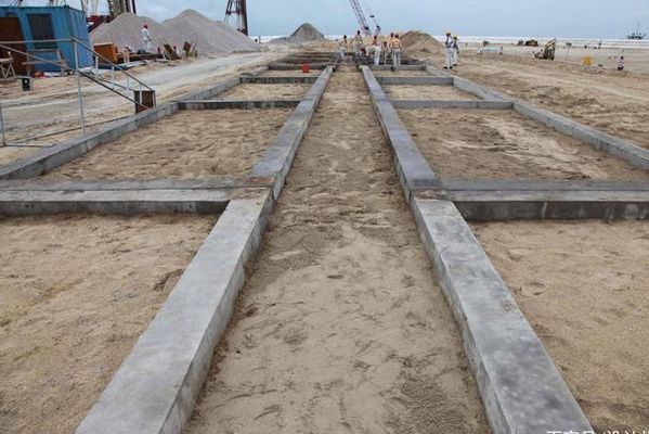 磚混建筑承重墻下一般采用什么基礎材料（農村自建房地基選擇指南，條形基礎施工要點解析） 建筑方案施工 第1張