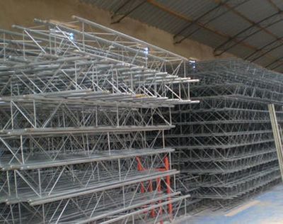 桁架怎么搭建穩固 鋼結構跳臺設計 第2張 桁架怎么搭建穩固 鋼結構跳臺設計 第2張