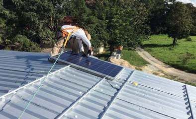 光伏組件做屋頂怎么做視頻 建筑施工圖施工 第4張 光伏組件做屋頂怎么做視頻 建筑施工圖施工 第4張