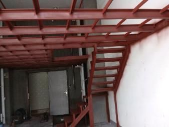 閣樓鋼架結構施工視頻教程圖片大全(鋼結構閣樓施工流程圖文教程) 鋼結構網架設計 第4張 閣樓鋼架結構施工視頻教程圖片大全(鋼結構閣樓施工流程圖文教程) 鋼結構網架設計 第4張