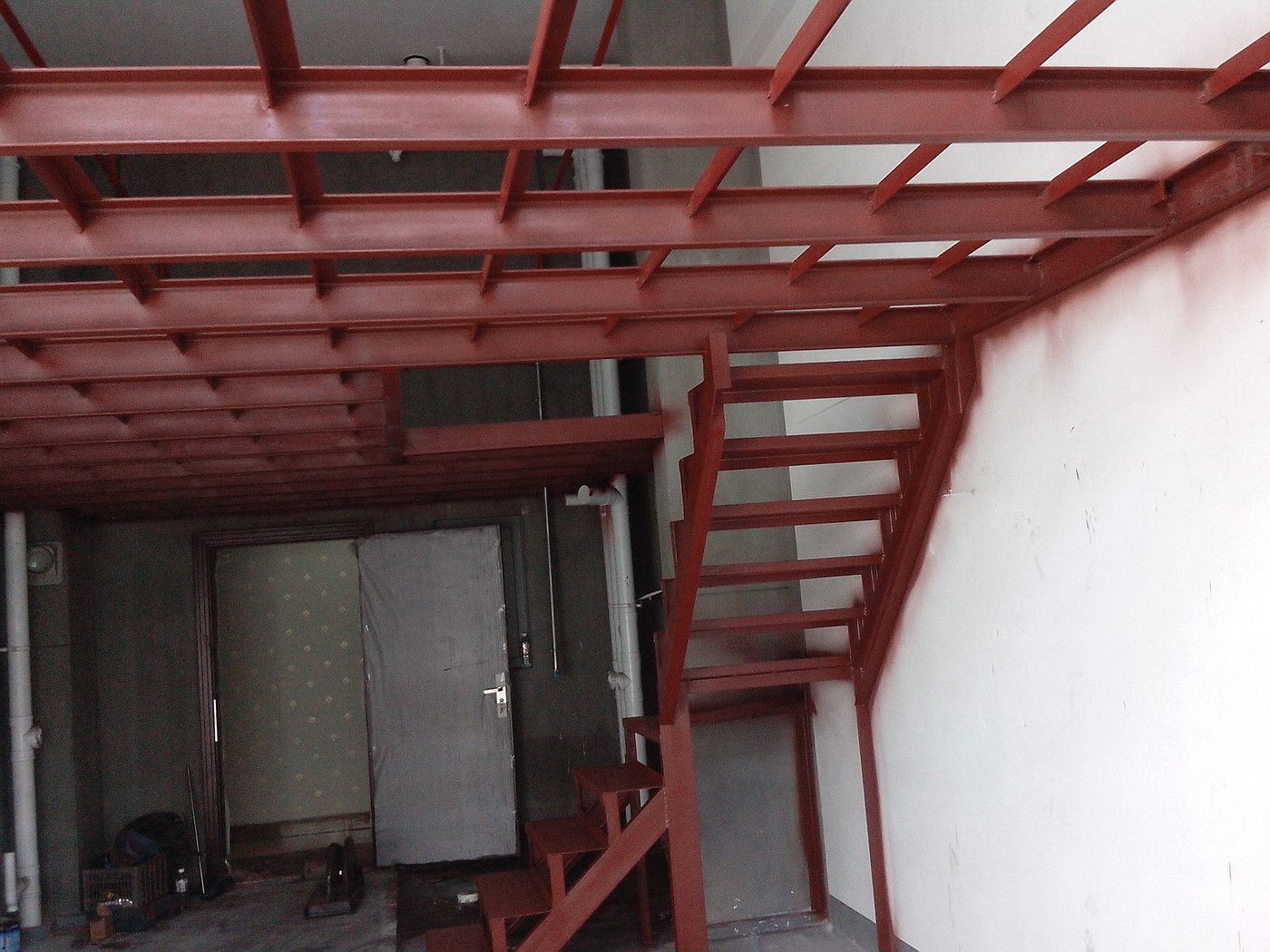裝修搭建隔層鋼結構怎么做（裝修搭建隔層鋼結構基本步驟）