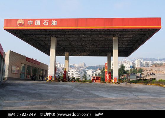 加油站棚下罐圖片