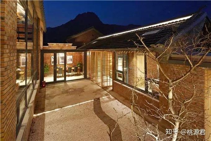 北京紅磚房(北京城郊兵工廠遺址中的紅磚美術館建筑設計賞析) 鋼結構鋼結構螺旋樓梯設計 第3張 北京紅磚房(北京城郊兵工廠遺址中的紅磚美術館建筑設計賞析) 鋼結構鋼結構螺旋樓梯設計 第3張