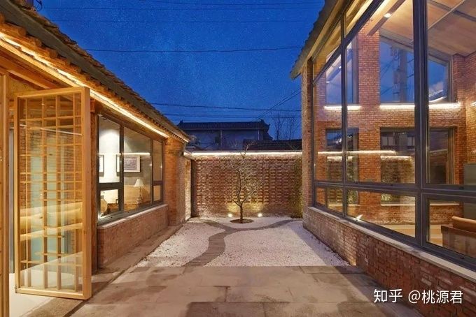 北京紅磚房(北京城郊兵工廠遺址中的紅磚美術館建筑設計賞析) 鋼結構鋼結構螺旋樓梯設計 第4張 北京紅磚房(北京城郊兵工廠遺址中的紅磚美術館建筑設計賞析) 鋼結構鋼結構螺旋樓梯設計 第4張
