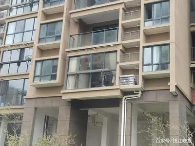 樓房如何加固玻璃(樓房玻璃的加固可以通過(guò)多種方式進(jìn)行多種方式進(jìn)行選擇) 結(jié)構(gòu)框架設(shè)計(jì) 第1張 樓房如何加固玻璃(樓房玻璃的加固可以通過(guò)多種方式進(jìn)行多種方式進(jìn)行選擇) 結(jié)構(gòu)框架設(shè)計(jì) 第1張