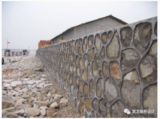 砌體混凝土擋土墻（混凝土擋土墻設計中如何考慮地震影響？） 鋼結構網架施工 第2張