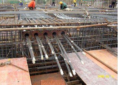 粘鋼加固施工中的安全要點（8\