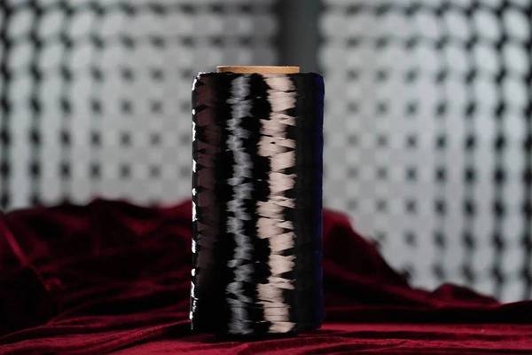 碳纖維生產技術最新進展，碳纖維生產技術，前沿突破與創新進展