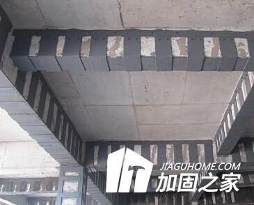 粘鋼加固房在極端天氣下的表現(xiàn),粘鋼加固房于極端天氣中的抗壓表現(xiàn)探 行業(yè)新聞 第2張 粘鋼加固房在極端天氣下的表現(xiàn),粘鋼加固房于極端天氣中的抗壓表現(xiàn)探 行業(yè)新聞 第2張