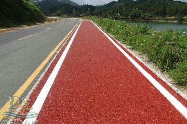 透水混凝土罩面漆養(yǎng)護(hù)技巧，透水混凝土罩面漆養(yǎng)護(hù)，關(guān)鍵技巧與注意事項詳解