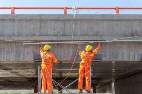 橋梁加固新技術的創新應用，橋梁加固新技術，創新應用與實踐探索